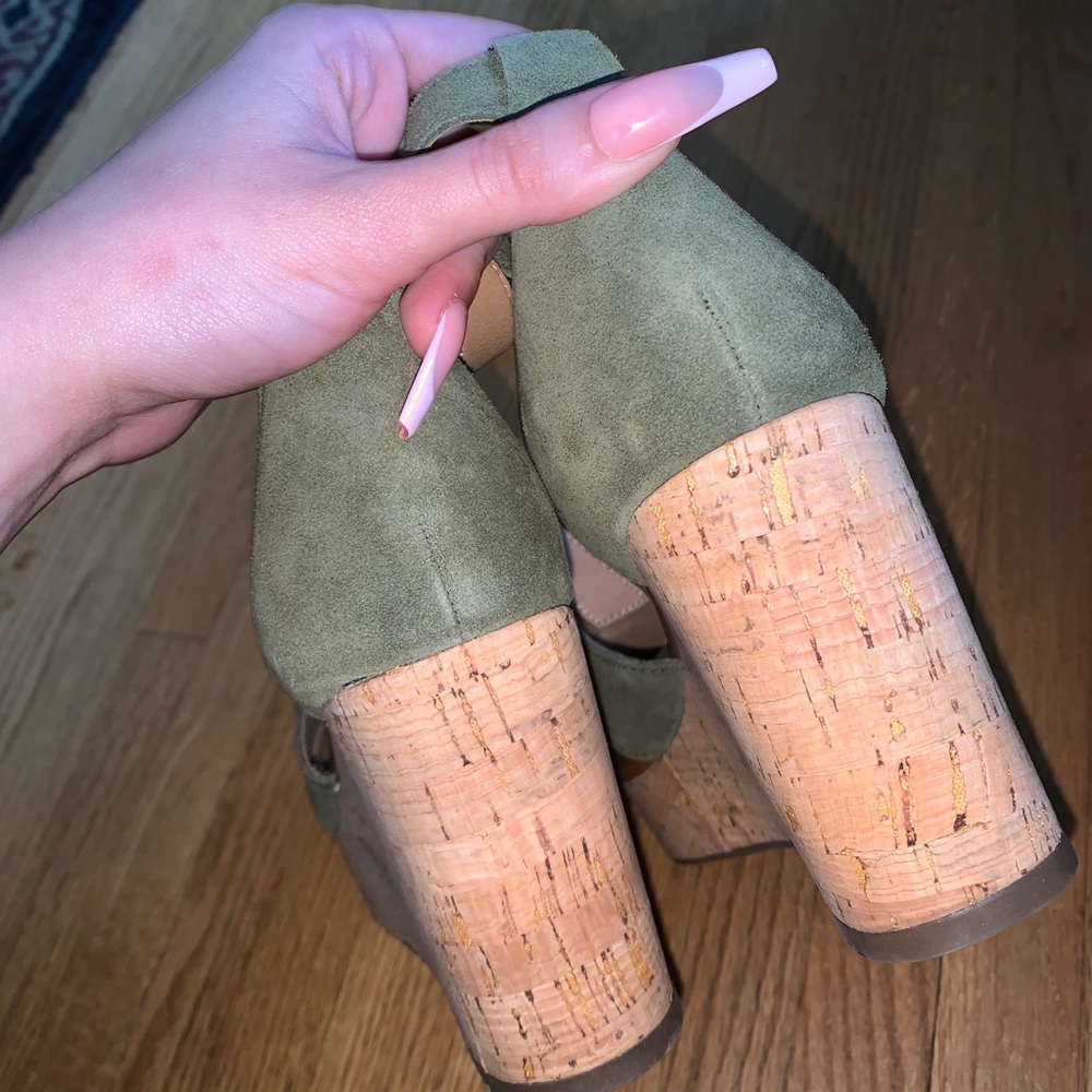 Wedges - Picture 2 of 4